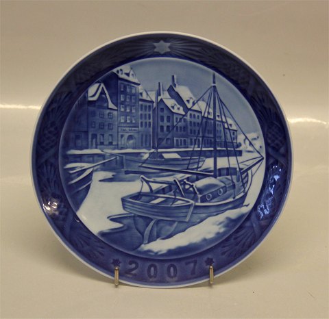 Royal Copenhagen Christmas plate 2007 Christmas in Nyhavn