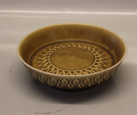 Relief 428 Bowl on foot 6 x ca 18 - 19 cm
 Nissen Kronjyden B&G Quistgaard  Stoneware