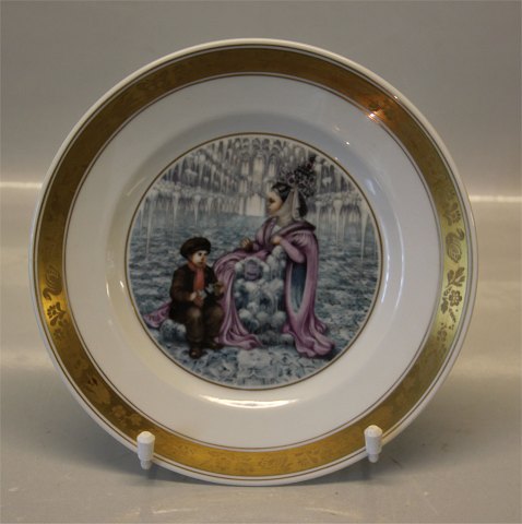 Royal Copenhagen 9628 The Snow Queen. The Hans Christian Andersen Plates 19 cm 
1975 Pauline Ellison