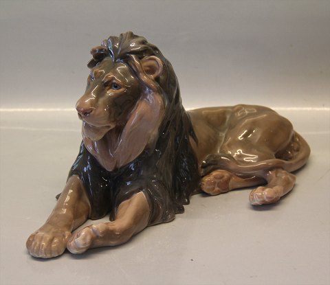 B&G Figurine B&G 1793 Lion, male 18 x 34 cm, Lauritz Jensen