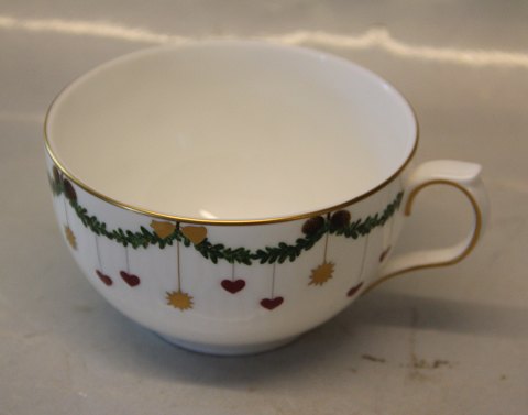 Star Fluted Christmas Royal Copenhagen 087 Tea cup 32 cl (1019974) 6 x 10.5 cm 
without saucer