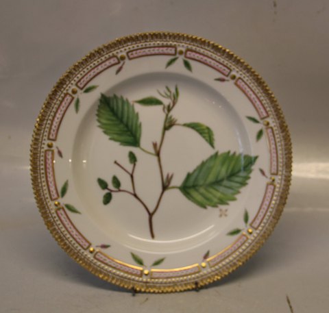Flora Danica Danish Porcelain 20-3549 Traditional Dinner Plate: Alnus glutinosa 
Willd.. New # 624 10" (From the year 1969-1974)
