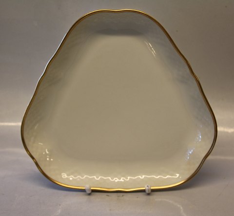 Aakjaer B&G Porcelain 040 Triangular dish 25 cm (354)	