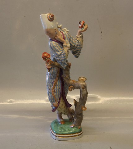 Royal Copenhagen 2413 RC "Moon girl" GH 12" / 30 cm Gerhard Henning 1924 
Overglaze decorated