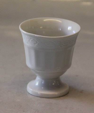 White 11504 Egg cup 6.2 cm (1121696) Fan Royal Copenhagen  Dinnerware