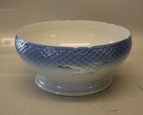 047 Strawberry bowl on foot 25 x 11 cm B&G Seagull Porcelain without gold