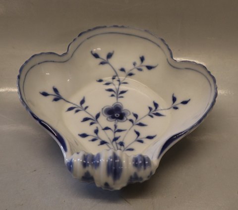 042 Seashell bowl 17 cm (347)
 B&G Blue Butterfly porcelain 
