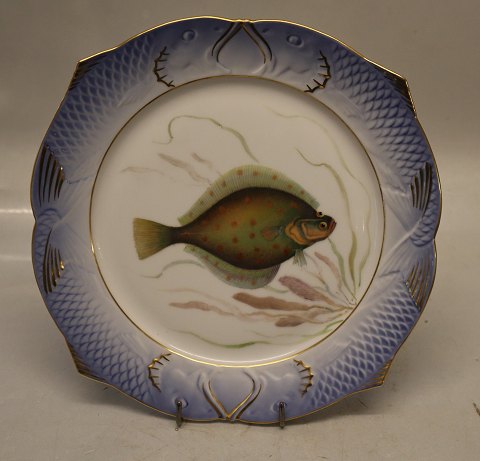 1212-3002 Fish Platter 24 cm Pleuranectes plattessa (European plaice) #19 Blue 
Fish Plate Royal Copenhagen