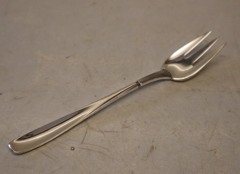 Cake fork 14 cm 
 Ascot Sterling Silver Flatware