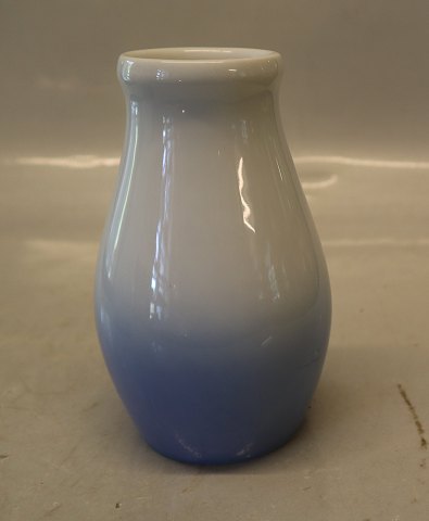 B&G0 140 Vase 5.5 cm, smooth Blue tone -  tableware Hotel