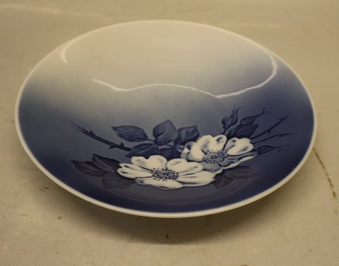 4460 RC Round tray - bowl 20.5 cm Christmas Rose (Julerosen) Royal Copenhagen