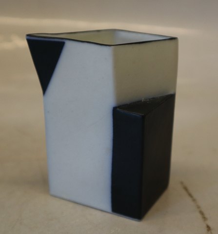 Bodil Manz: Angular pitcher 8.5 x 7.2 cm  blue decoration Signered
