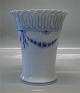 B&G Empire tableware
186 Vase ornamental edge 16.5 cm (683)