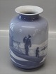 B&G Porcelain
B&G 719-5463 Vase with inuit Greenland motif 17 cm