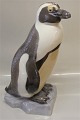 Kæmpe B&G figur B&G 2059 Pingvin på klippe 52 cm Axel Locher
