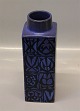 Aluminia kunstfajance Mørkeblå Baca 704-3259 Mørkeblå, firkantet vase 22,5 x 7,7 
cm Baca, Nils Thorsson
