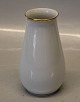 201 Vase 13,5 cm (678) B&G Menuet: Hvidt porcelæn, takket guldkant, hvid, form 
601 Bing & Grøndahl 
