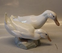Out of stock Bird Figurines