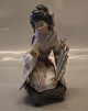 Discontinued Lladro Kiyoko Geisha Design Salavador Debón 1984 18 cm