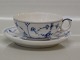 Kongelig Dansk Porcelæn Musselmalet 357-1 Kaffekop, halvtynd 3.7 x 8.1 cm og 
underkop 11.3 cm