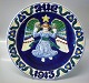 1913 Den kongelige porcelænsfabriks Store Juleplatter af Fajance fra Aluminia 
974-792 Julerelief 1913 Juleengel R. Harboe 30,5 cm 
