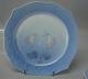 Royal Copenhagen 
RC Early blue under glaze fish plate with two fish and seaweed 24.5 cm painter 
58 pre 1898 (1212)